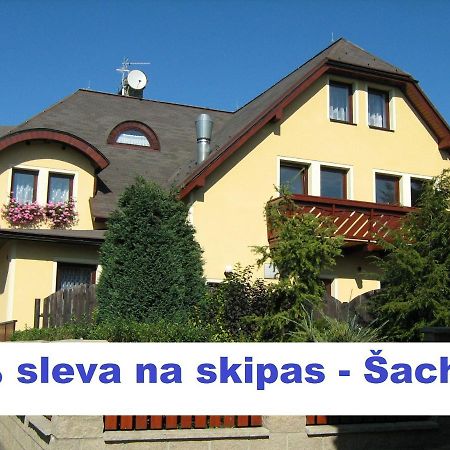 Penzion Albina - Restaurace Vysoké nad Jizerou 외부 사진